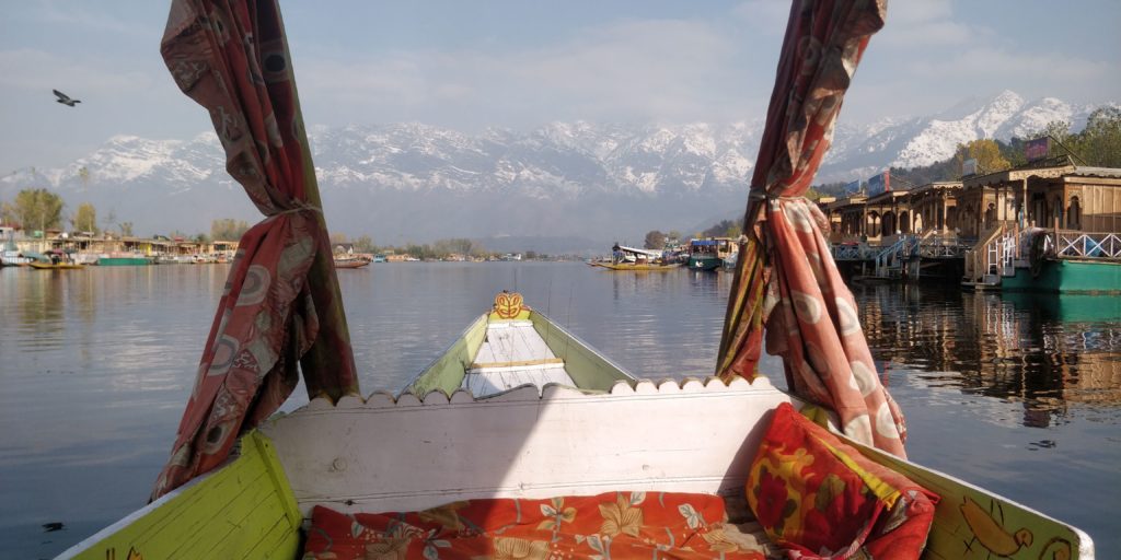 Shikara Ride 2 - kashmir travel - places to visit in Kashmir- How to plan a solo trip to Kashmir
